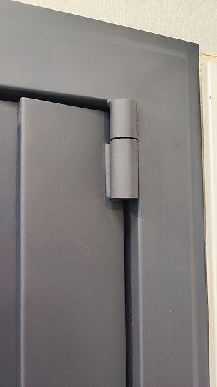 Входная дверь  